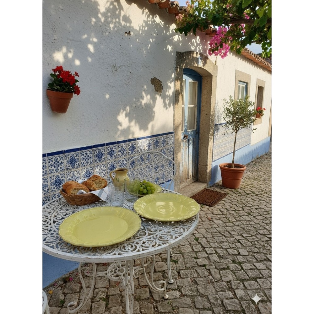 Set Of 2 Stoneware By Grestel 11.5" Made In Portugal Floral Scalloped Lime Green